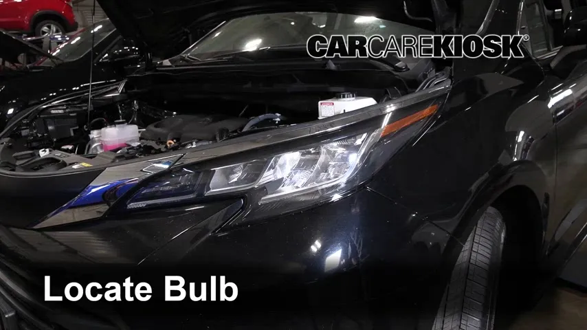 2022 Toyota Sienna LE 2.5L 4 Cyl. Éclairage Feu clignotant avant (remplacer l'ampoule)